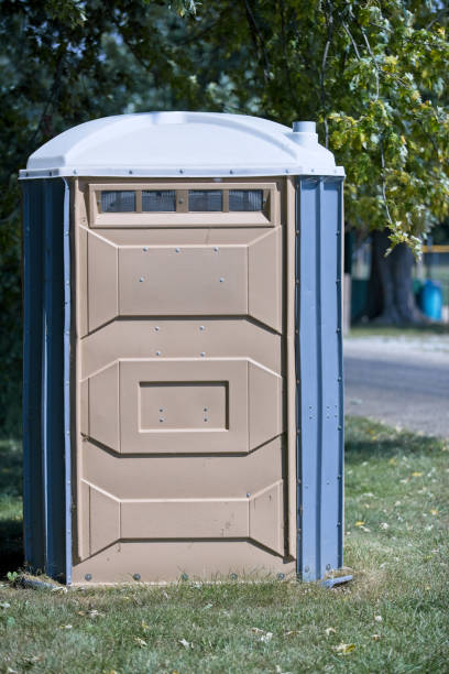 Best Portable restroom trailer rental  in Germantown, WI